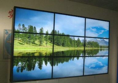 重慶液晶廣告機(jī)帶領(lǐng)廣告行業(yè)步入新時(shí)代