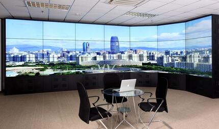 液晶廣告為金融行業(yè)所帶來很大經(jīng)濟(jì)效益