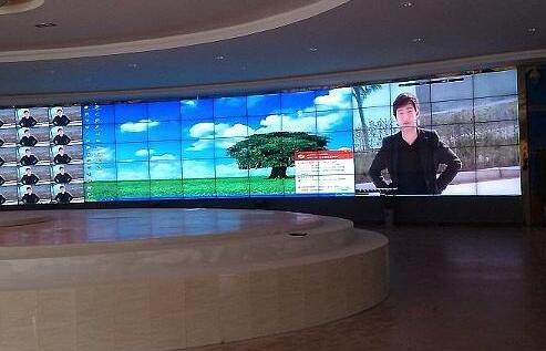 液晶拼接PK背投拼接，哪種占優(yōu)勢