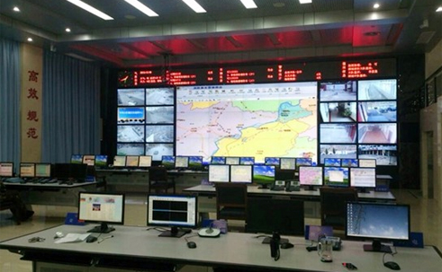 金融行業(yè)廣告機(jī)勁浪科技解決方案