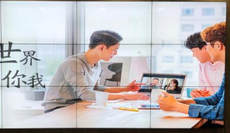 液晶拼接屏輸入信號如何切換？